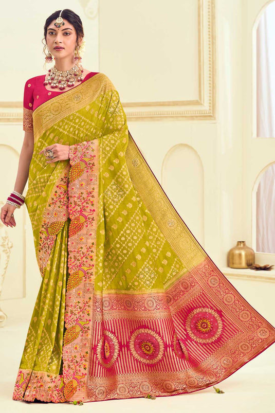 Soothing Weaving Designs Silk Saree In Green Color