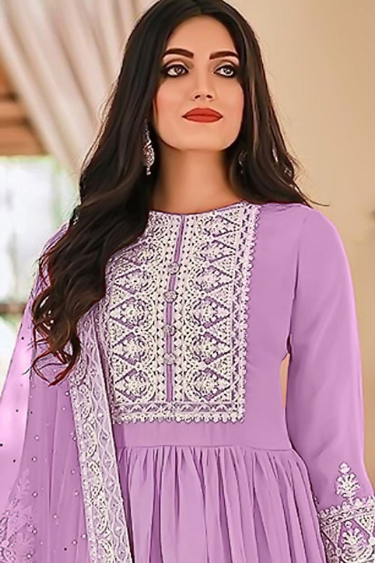 Function Wear Lavender Color Fabulous Pakistani Suit In Georgette Fabric