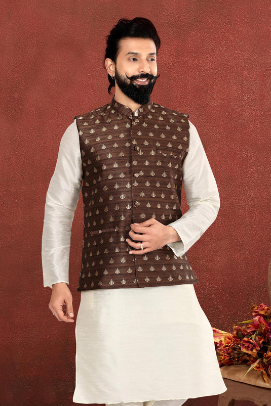 Brown Jacquard Silk Fabric Sangeet Wear Trendy Readymade Men Jacket