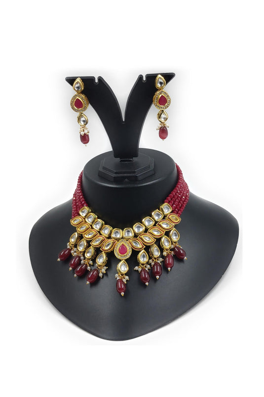 Maroon Color Alloy Material Glamorous Look Kundan Necklace Set