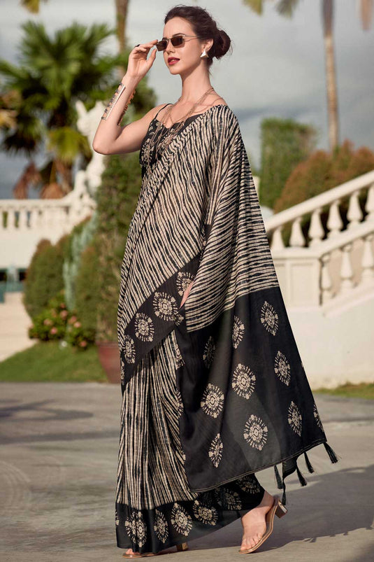 Engaging Black Color Art Silk Fabric Saree With Printed Work