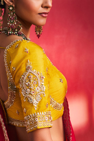 Retro Sangeet Wear Rani Art Silk Saree With Embroidered Blouse