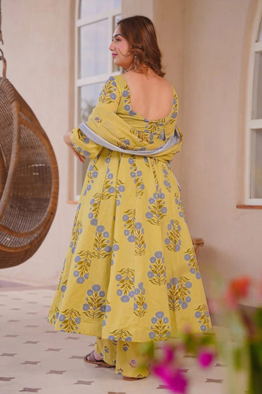 Yellow Cotton Silk Digital Printed Readymade Suit