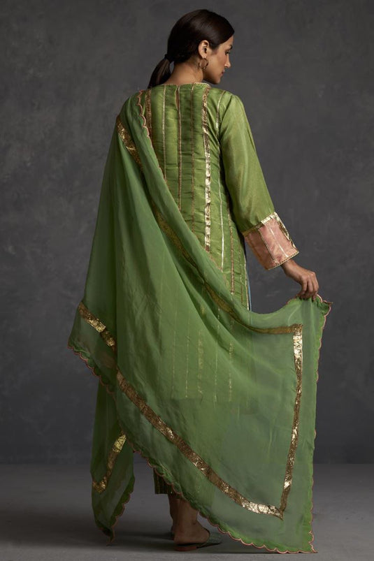 Exclusive Green Color Silk Fabric Hand Embroidered Attractive Readymade Straight Cut Kurta