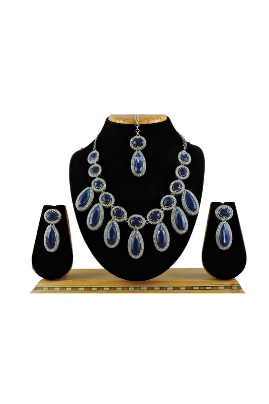 Radiant Necklace Set With Earrings