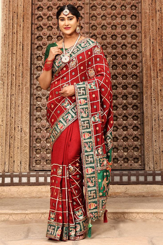 Engaging Red Color Patola Silk Saree For Wedding